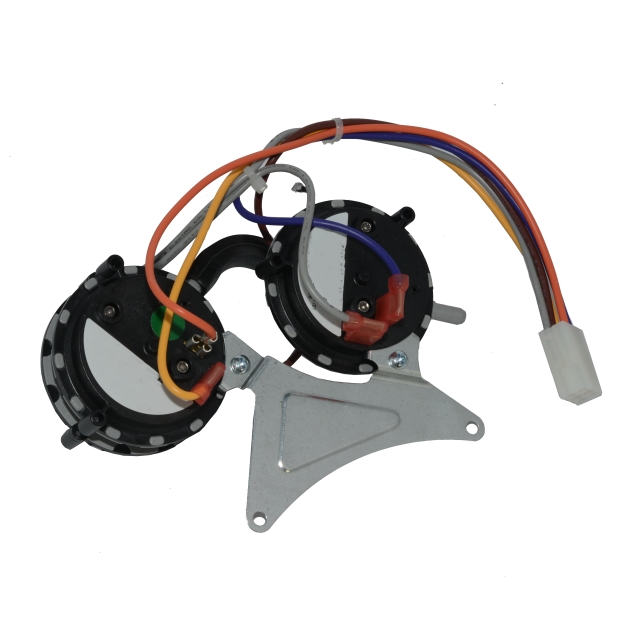 711800                         RC 347015-706 PRESSURE SWITCH (337662-703) (